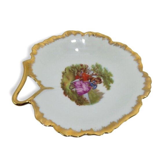 LIMOGES Courting Couple Heart Shaped Candy Dish Gold Trim France Vintage - Picture 2 of 10